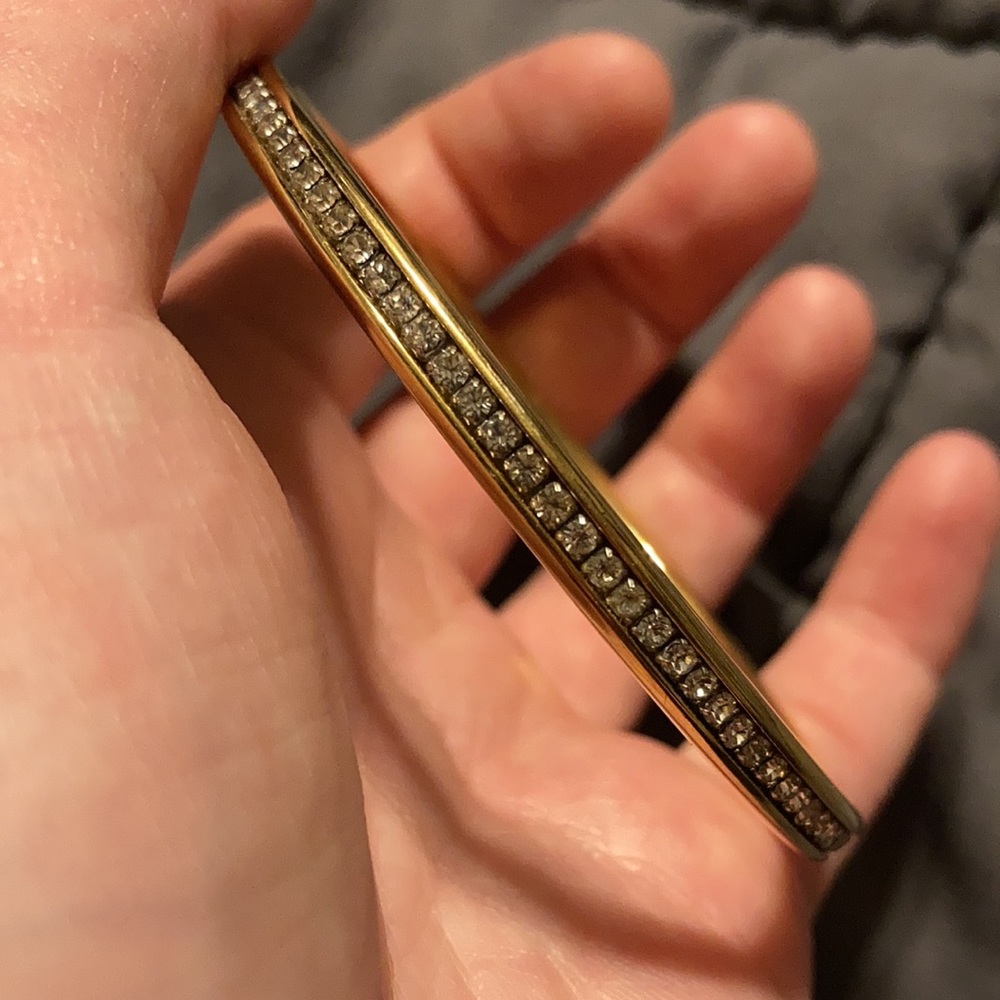 ✨3 for 10✨ Rhinestone Gold Bangle